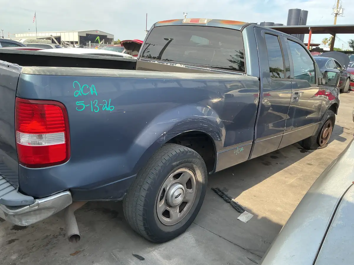 Photo of 2004 Ford F-150