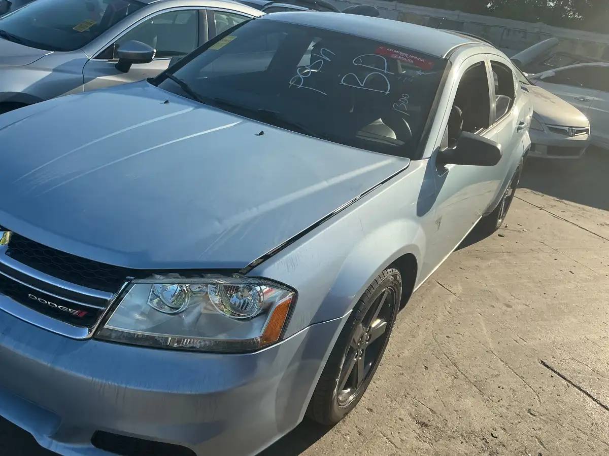 Photo of 2013 Dodge Avenger