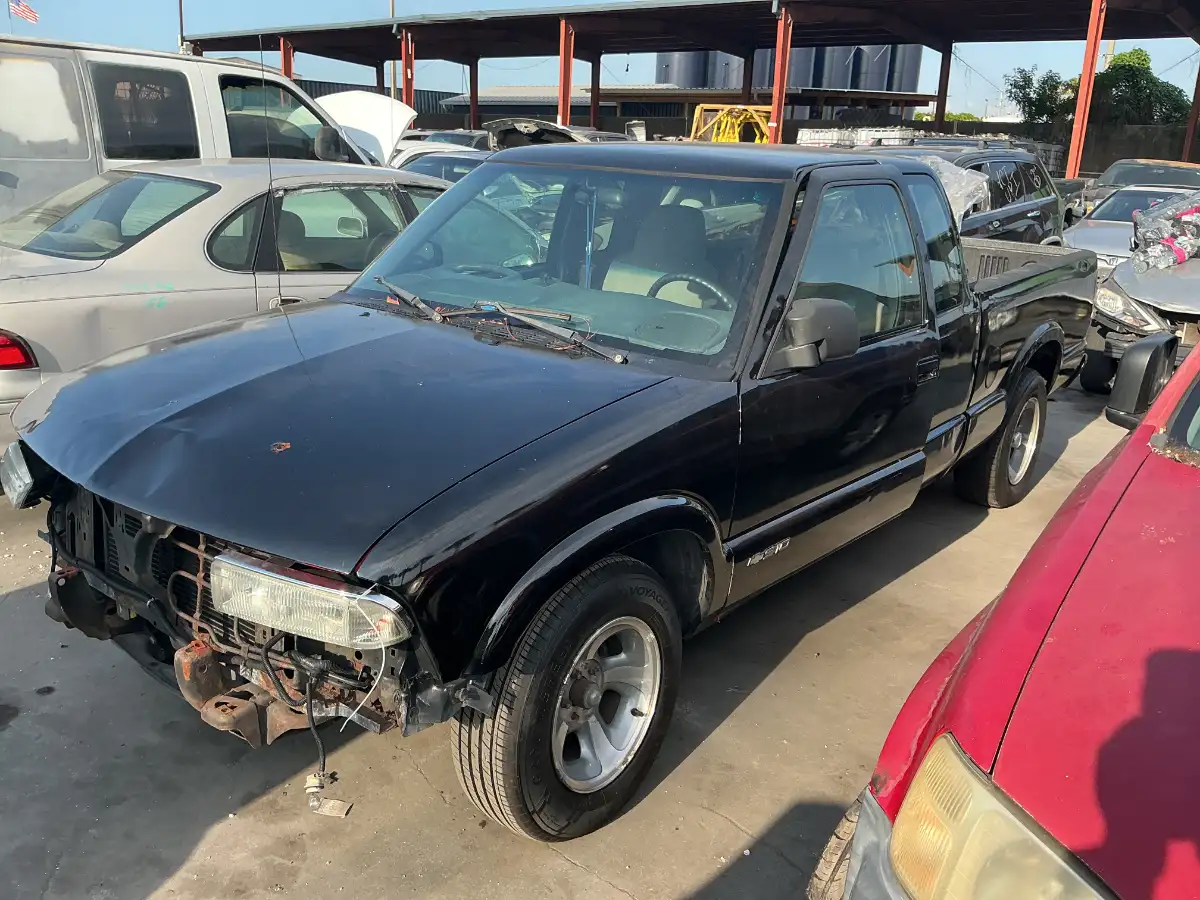 Photo of 2002 Chevrolet S10