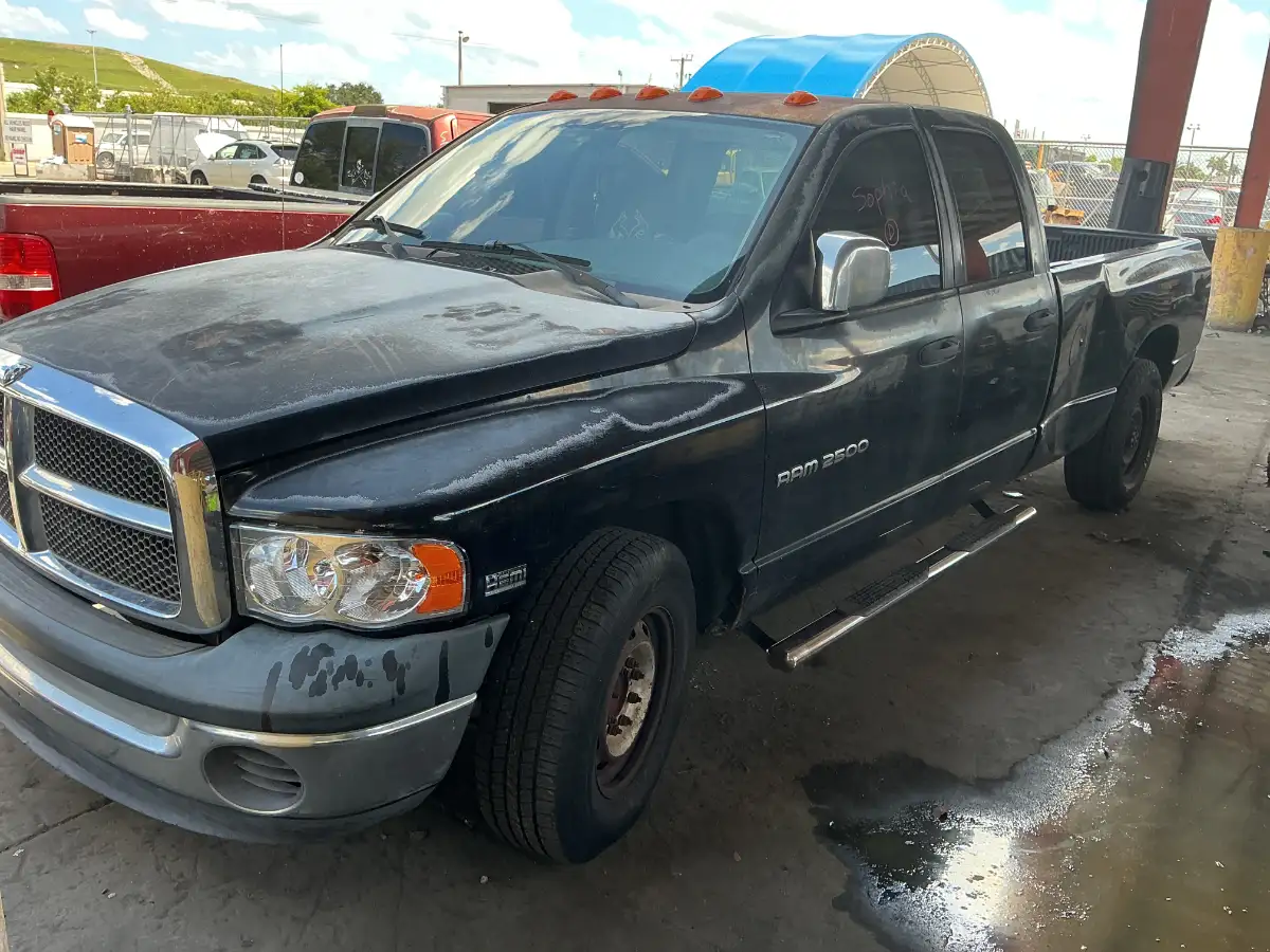 Photo of 2003 Dodge Ram Pickup