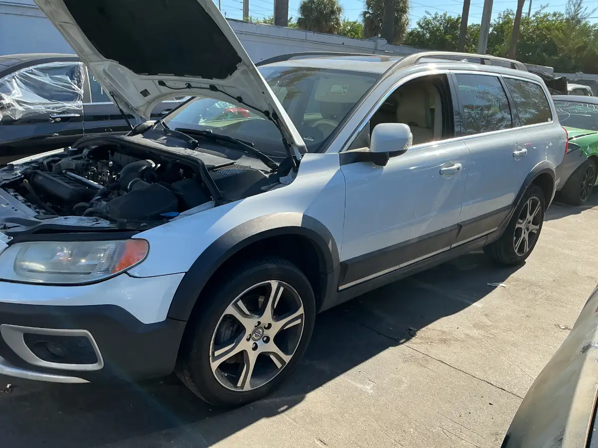 Photo of 2012 Volvo Xc70