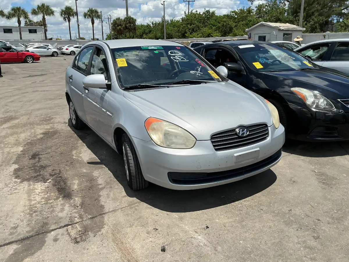 Photo of 2009 Hyundai Accent