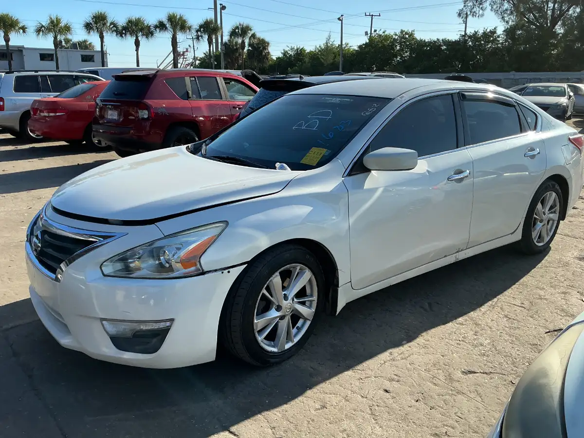 Photo of 2013 Nissan Altima
