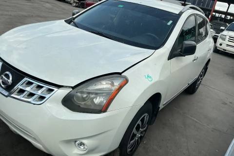 Photo of 2015 Nissan Rogue Select
