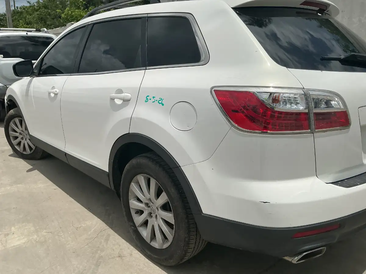 Photo of 2010 Mazda Cx-9