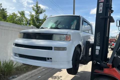 Photo of 2005 Scion Xb
