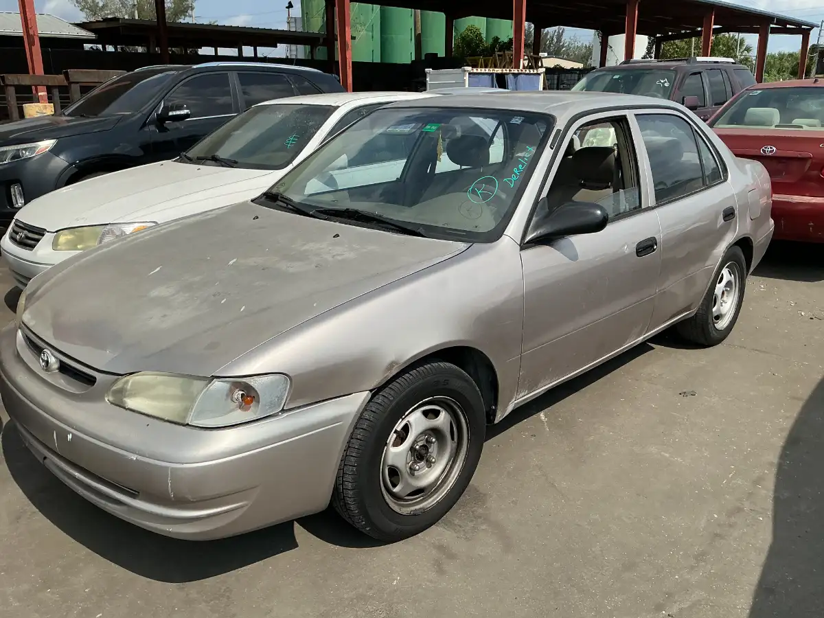 Photo of 1999 Toyota Corolla