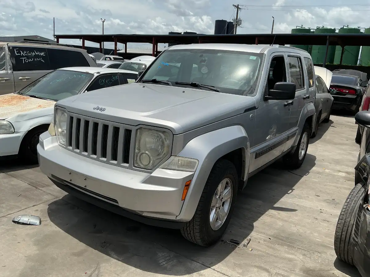 Photo of 2011 Jeep Liberty