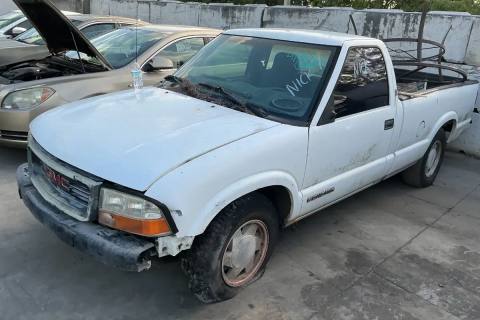 Photo of 1999 Gmc Sonoma