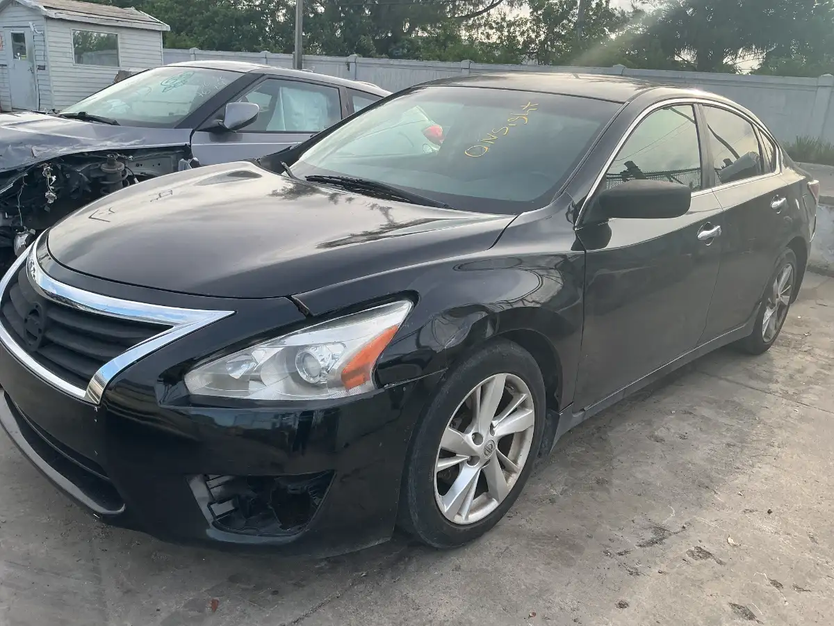 Photo of 2014 Nissan Altima