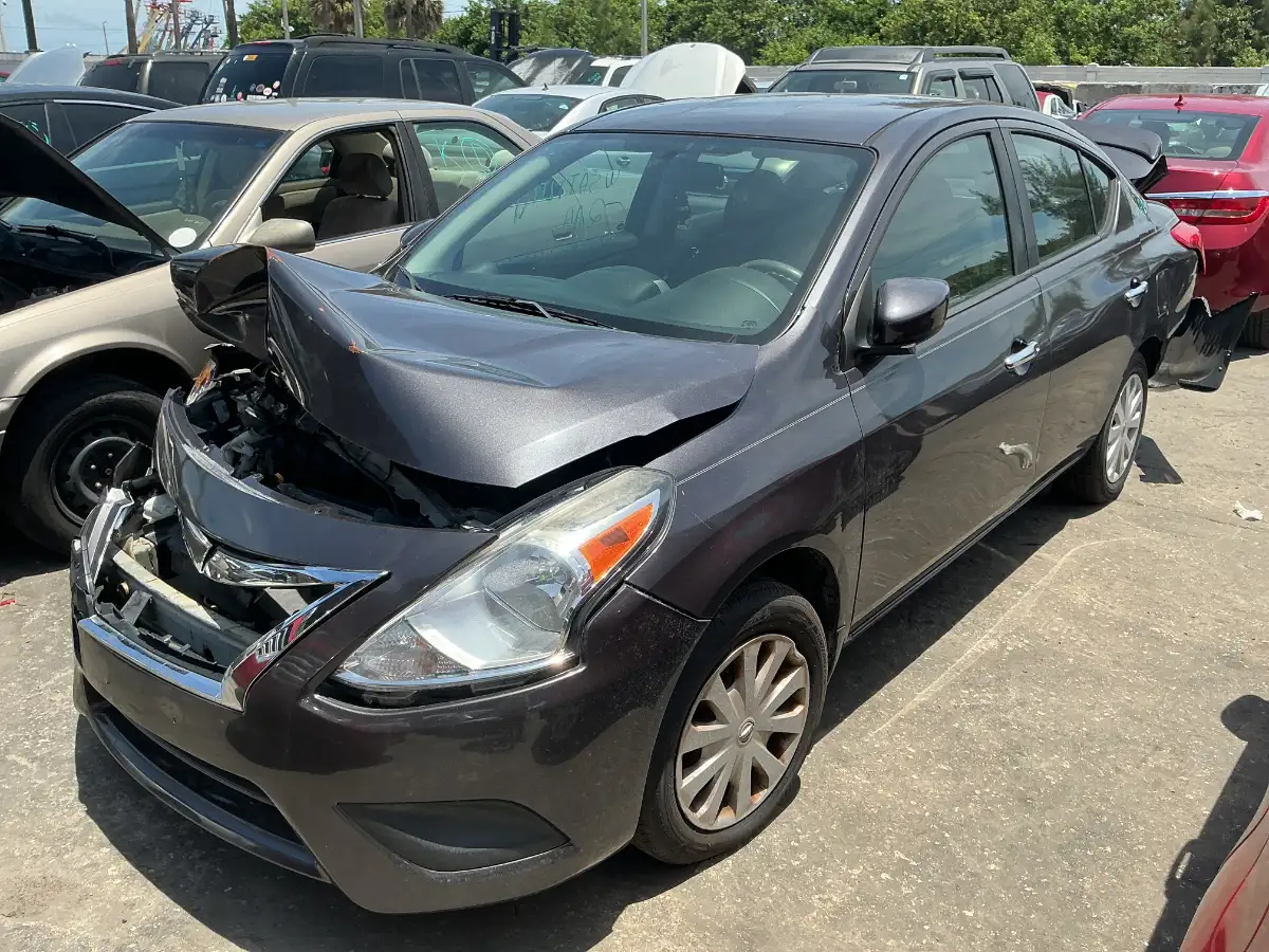 Photo of 2015 Nissan Versa