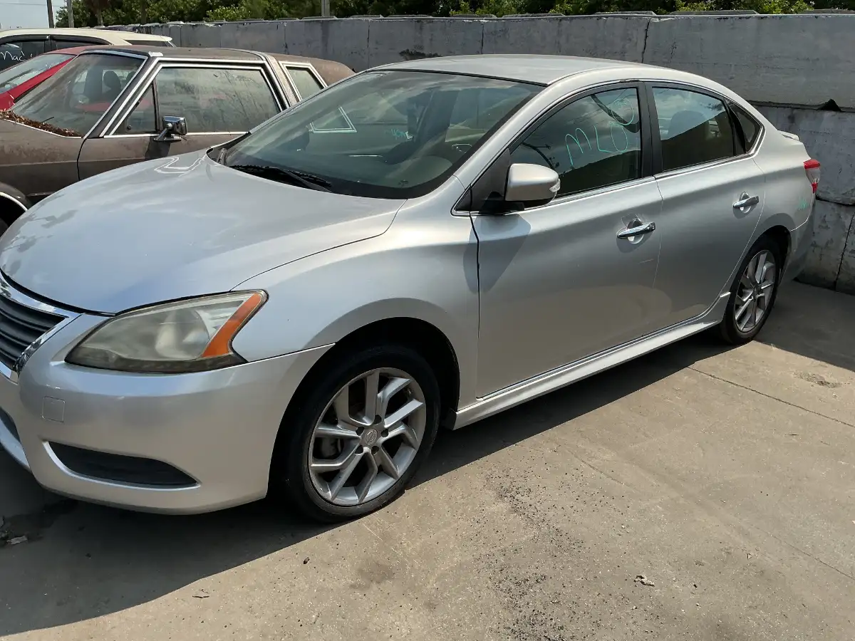 Photo of 2015 Nissan Sentra