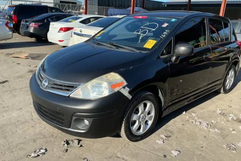 Photo of 2011 Nissan Versa