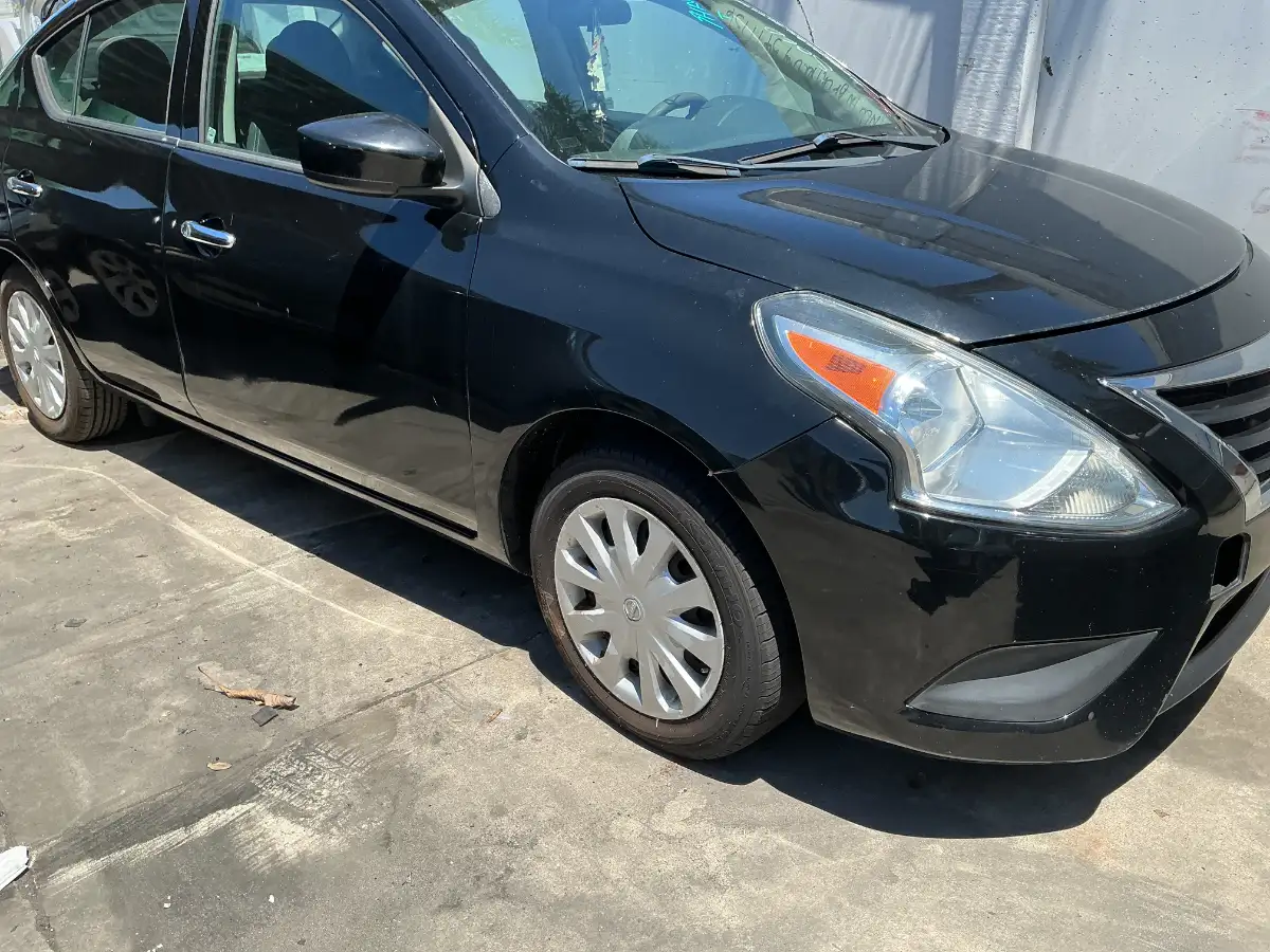 Photo of 2015 Nissan Versa