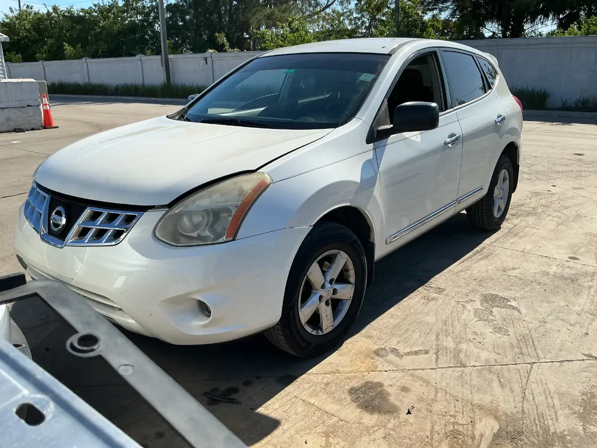 Photo of 2012 Nissan Rogue