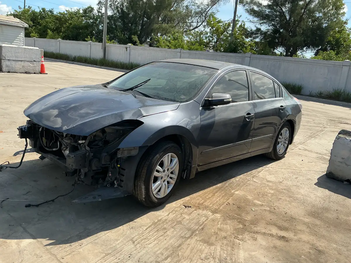 Photo of 2012 Nissan Altima