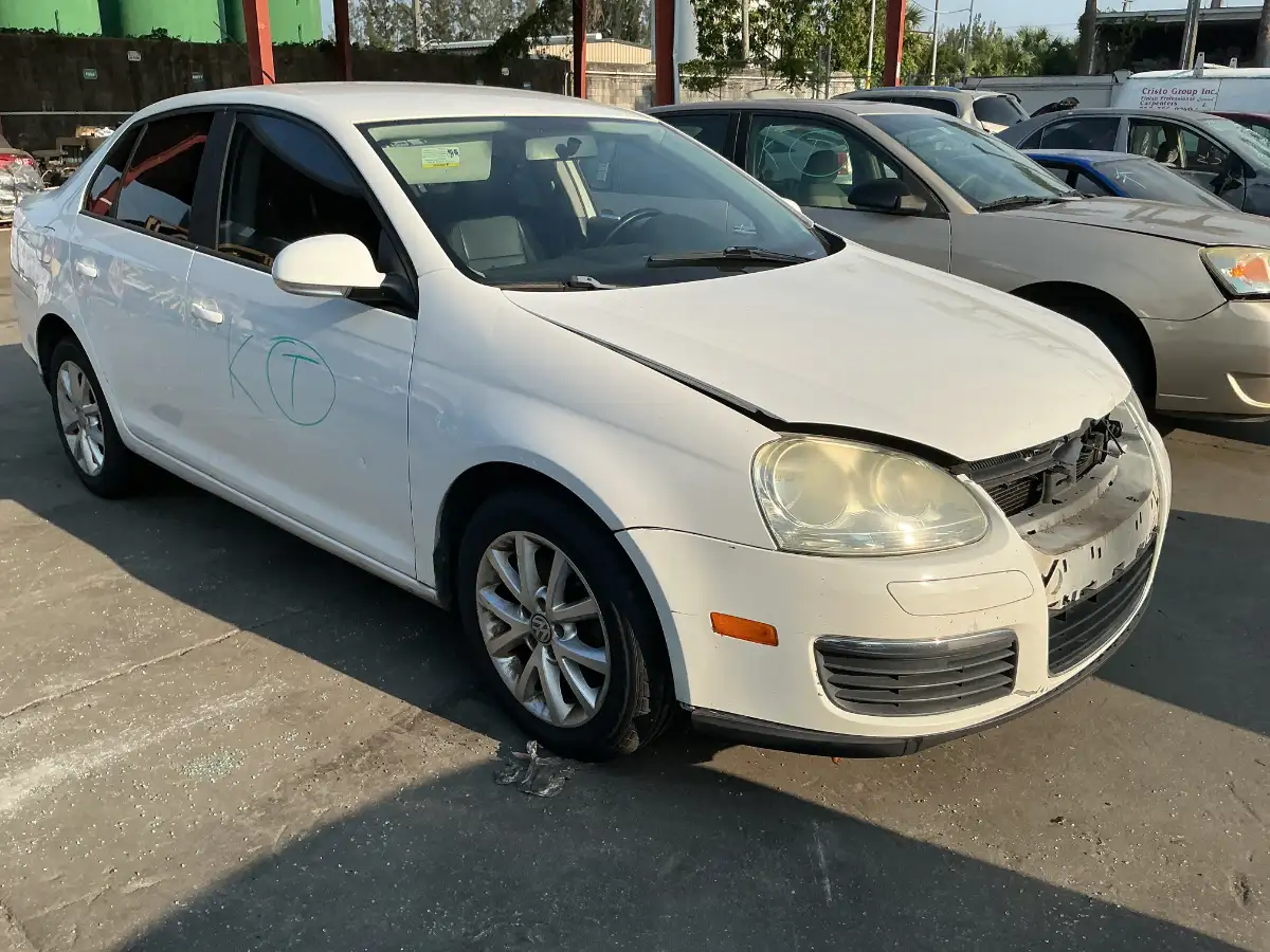 Photo of 2010 Volkswagen Jetta