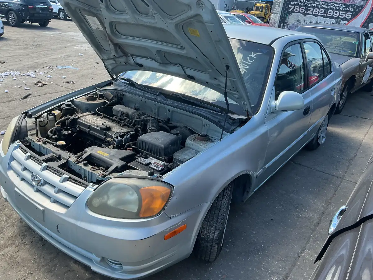 Photo of 2003 Hyundai Accent