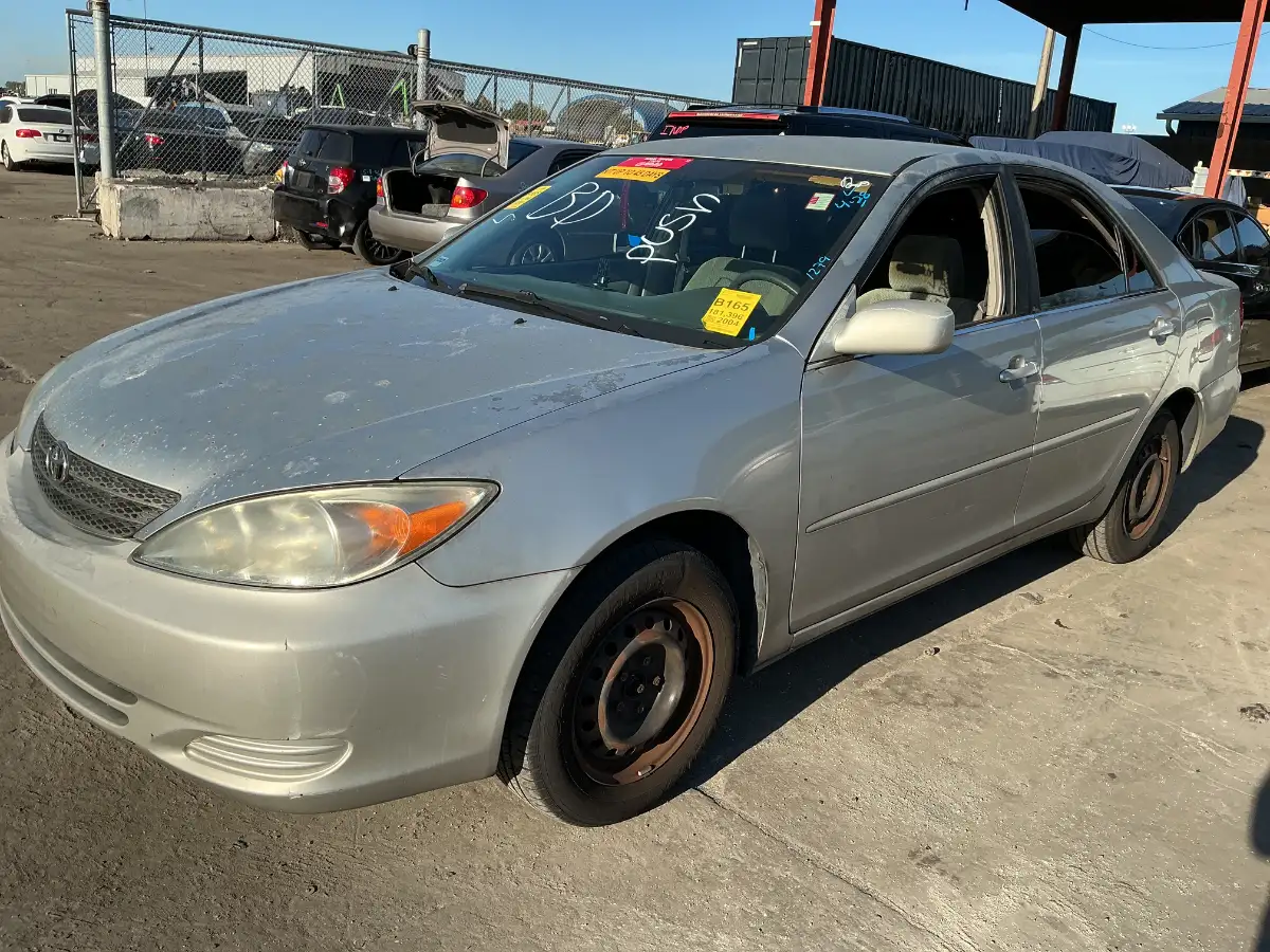 Photo of 2004 Toyota Camry