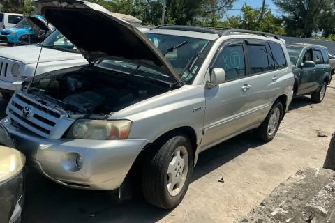 Photo of 2004 Toyota Highlander