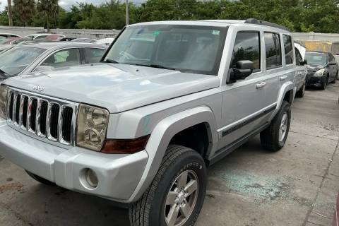 Photo of 2008 Jeep Commander