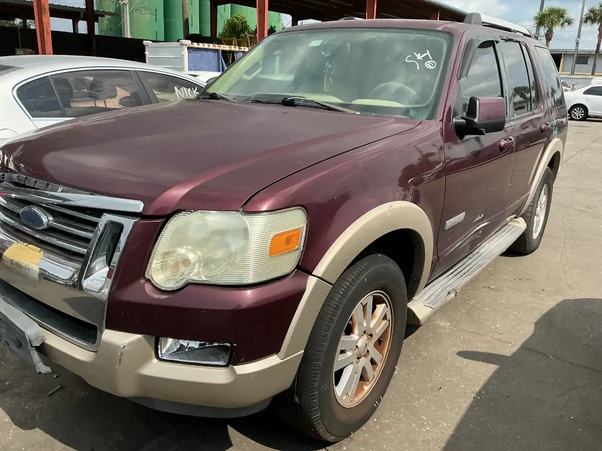 Photo of 2006 Ford Explorer
