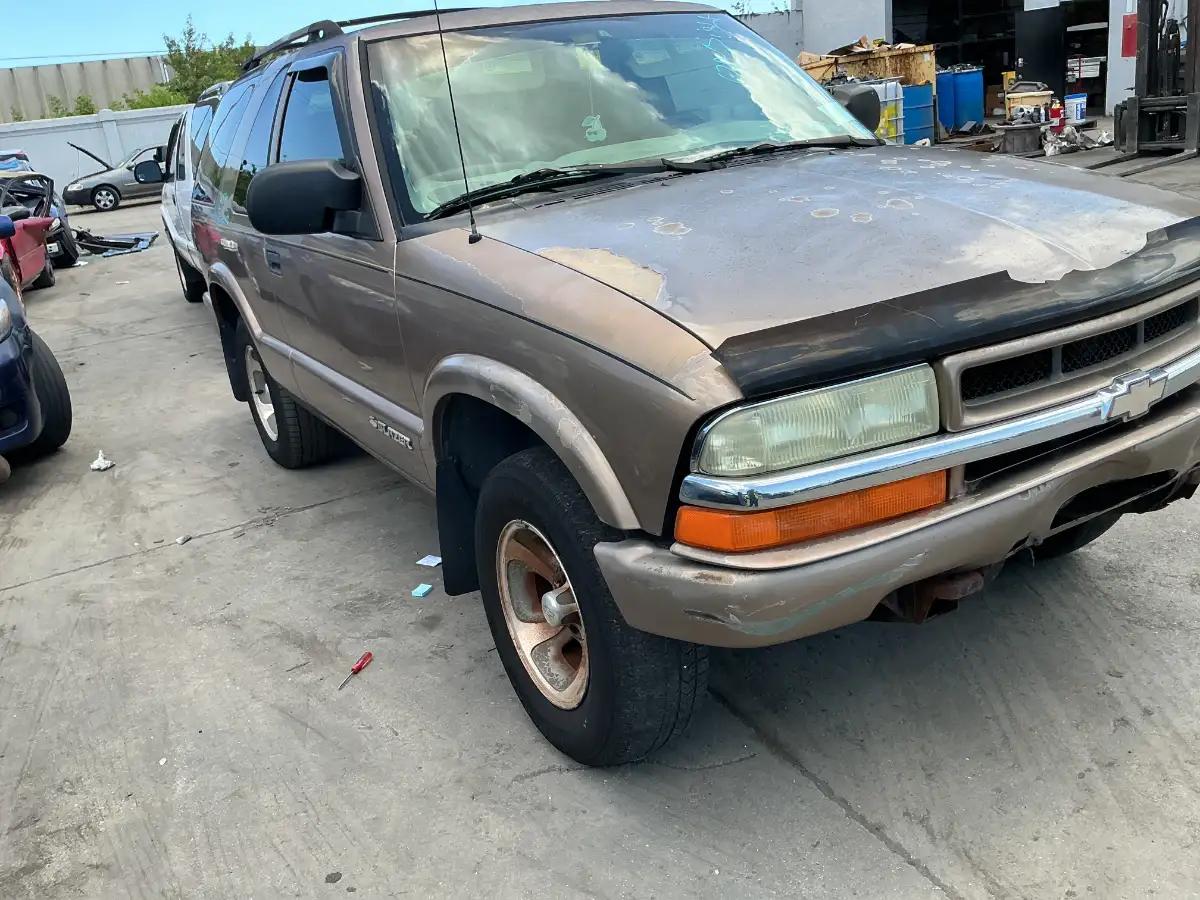 Photo of 2003 Chevrolet Blazer