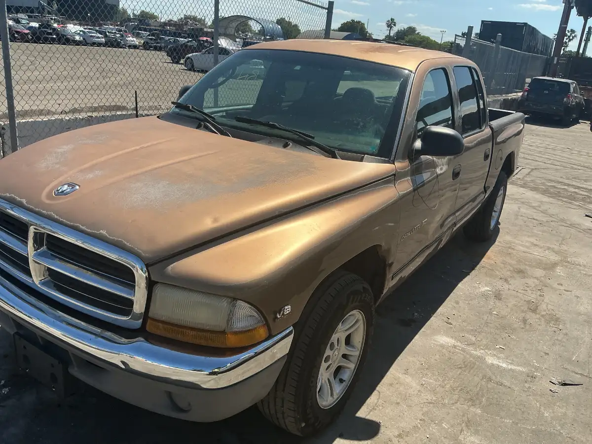 Photo of 2000 Dodge Dakota