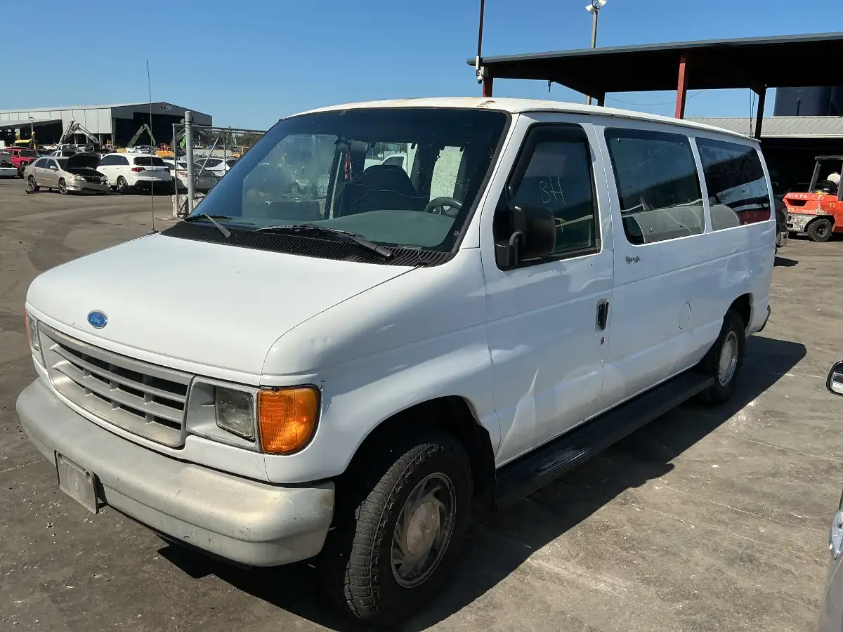 Photo of 1996 Ford Econoline