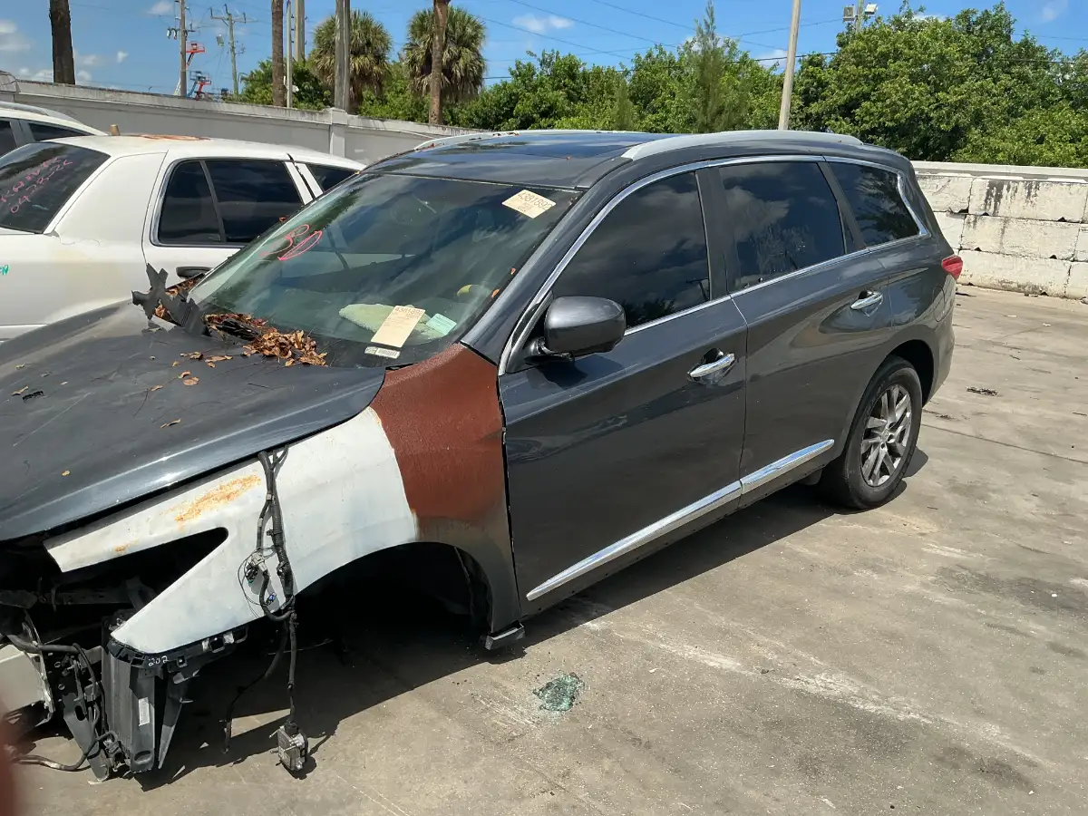 Photo of 2013 Infiniti Jx35