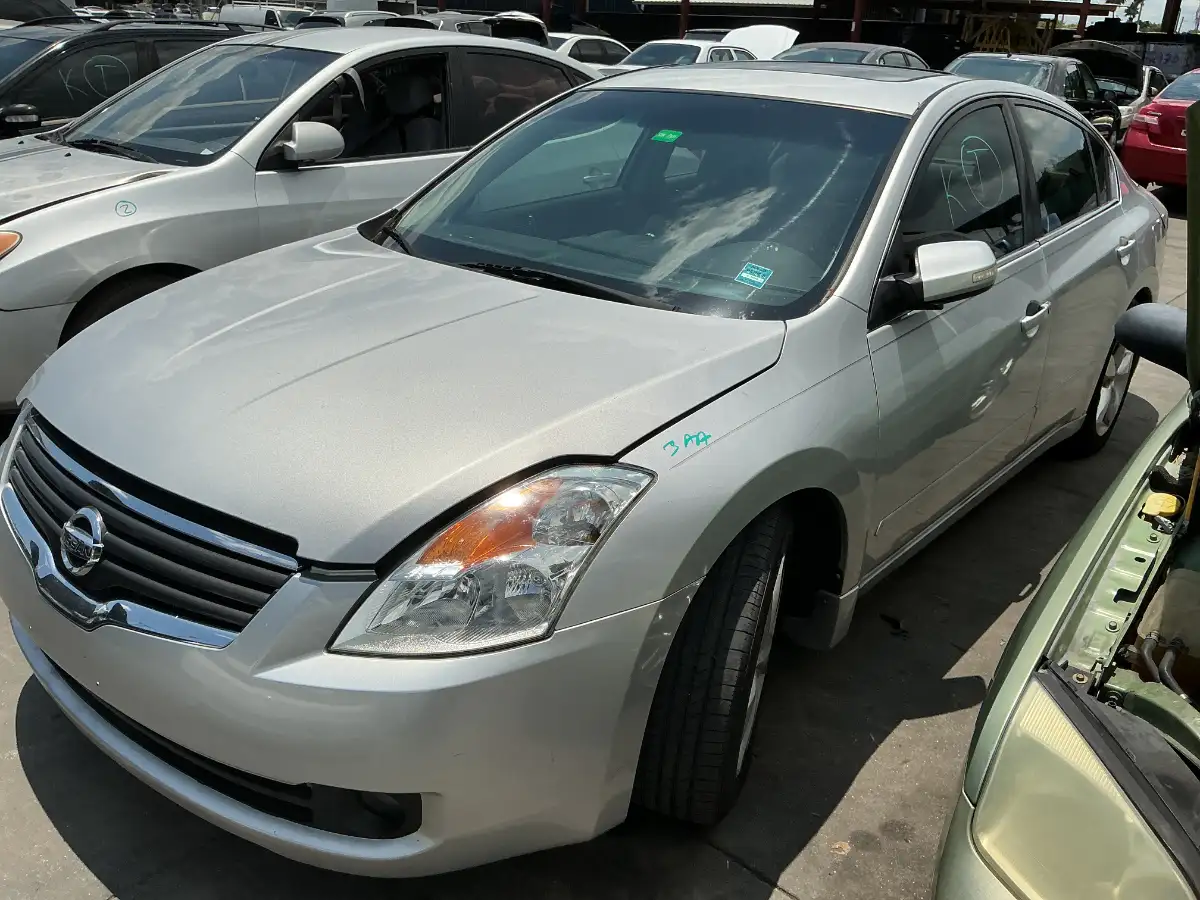 Photo of 2008 Nissan Altima