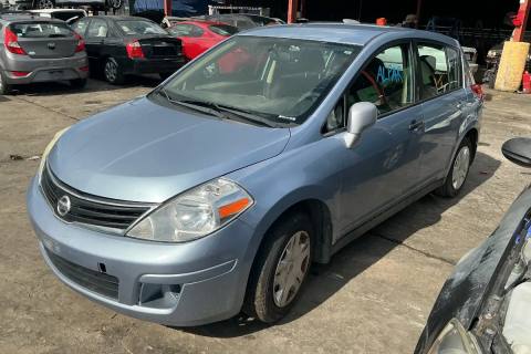 Photo of 2011 Nissan Versa