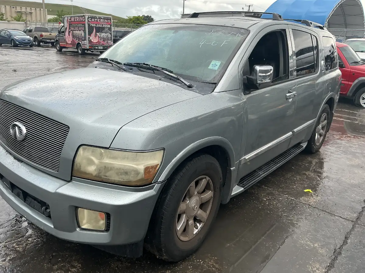 Photo of 2006 Infiniti Qx56