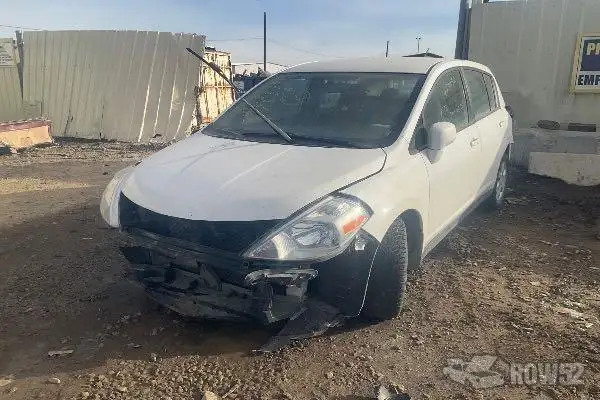 Photo of 2010 Nissan Versa