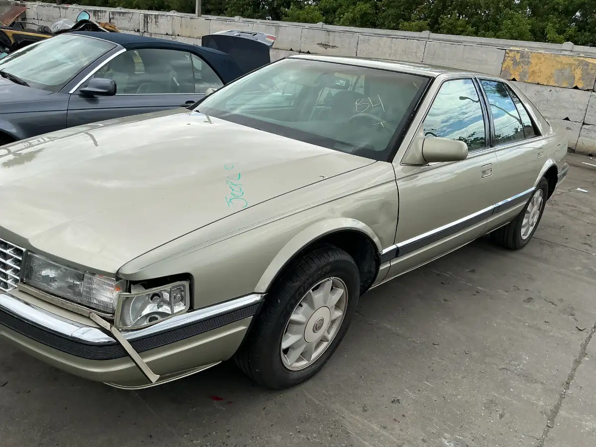 Photo of 1996 Cadillac Seville