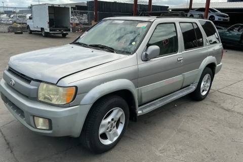 Photo of 2001 Infiniti Qx4
