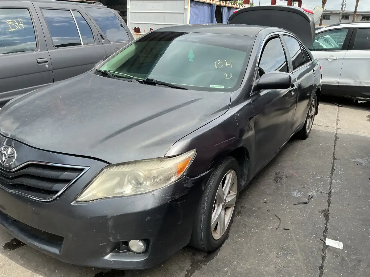 Photo of 2011 Toyota Camry