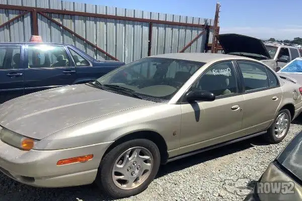Photo of 2001 Saturn SL