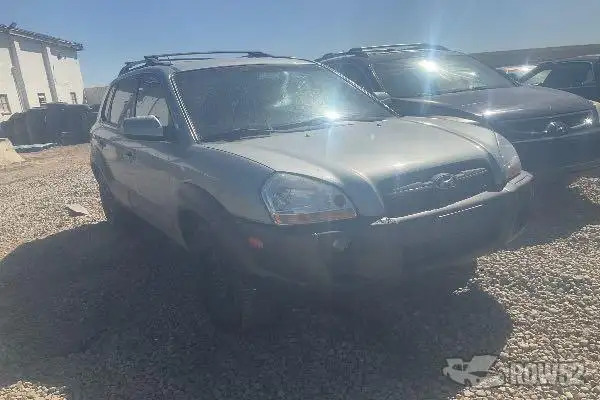 Photo of 2005 Hyundai Tucson