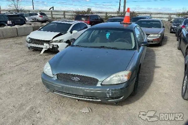 Photo of 2006 Ford Taurus