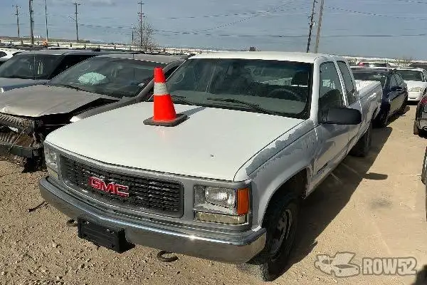 Photo of 1999 GMC Sierra Classic 2500
