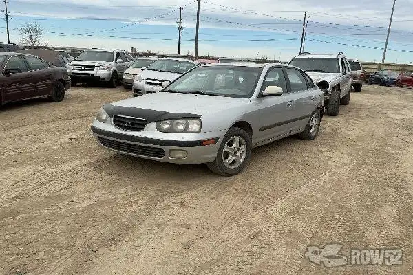 Photo of 2003 Hyundai Elantra