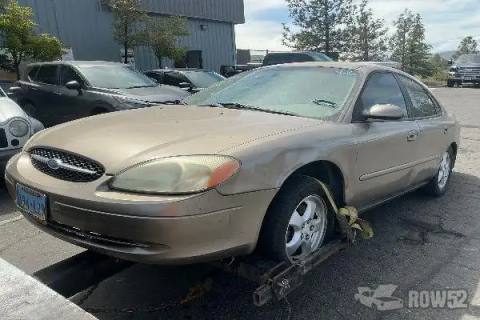 Photo of 2003 Ford Taurus