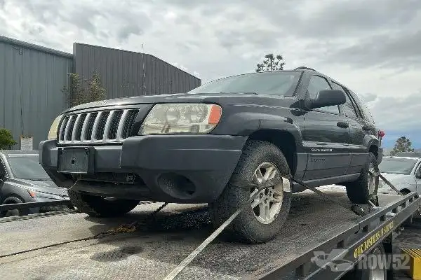 Photo of 2004 Jeep Grand Cherokee