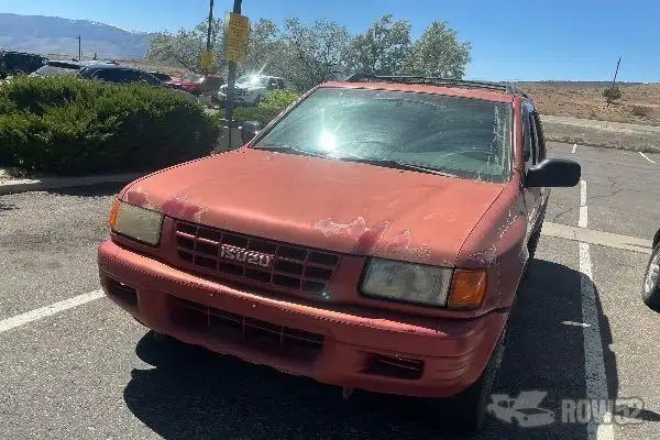 Photo of 1999 Isuzu Rodeo