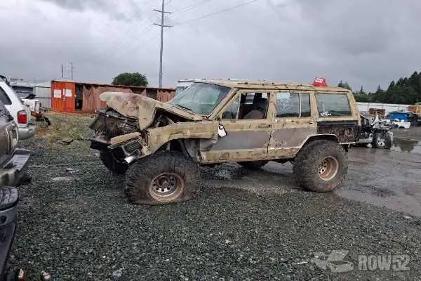 Photo of 1992 Jeep Cherokee