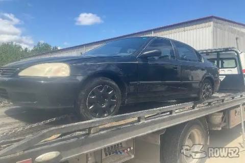 Photo of 1999 Honda Civic