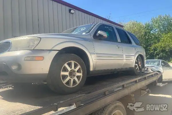Photo of 2004 Buick Rainier
