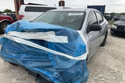 Photo of 2015 Nissan Versa
