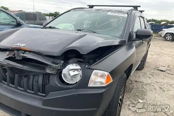 Photo of 2010 Jeep Compass